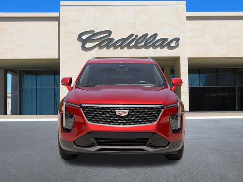 Used 2024 Cadillac XT4 Premium Luxury AWD/4WD image 7