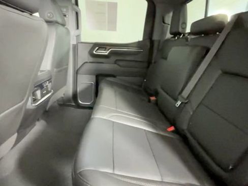Used 2023 GMC Sierra 1500 SLT w/ SLT Convenience Package AWD/4WD image 18