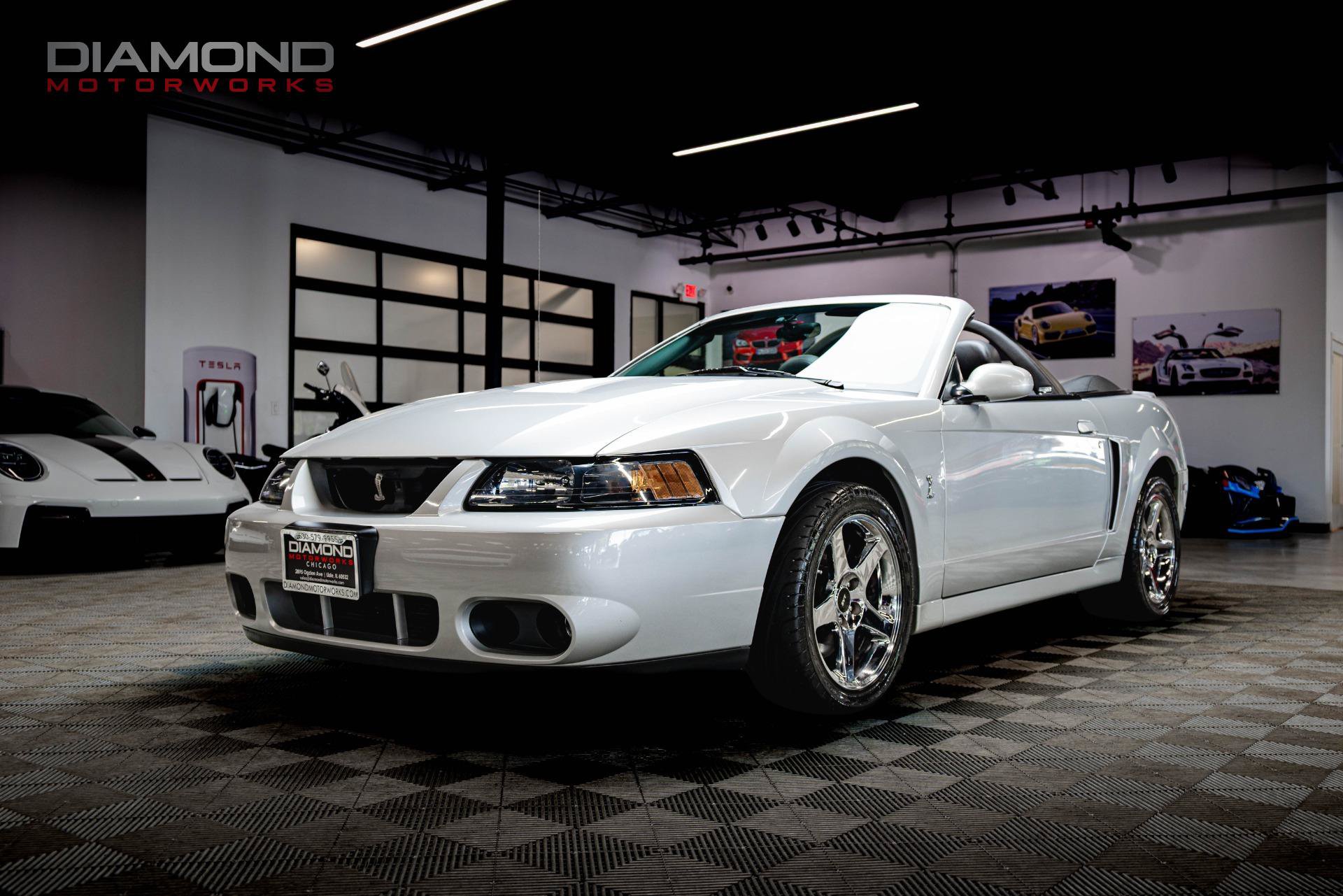 Used 2004 Ford Mustang Cobra RWD image 11