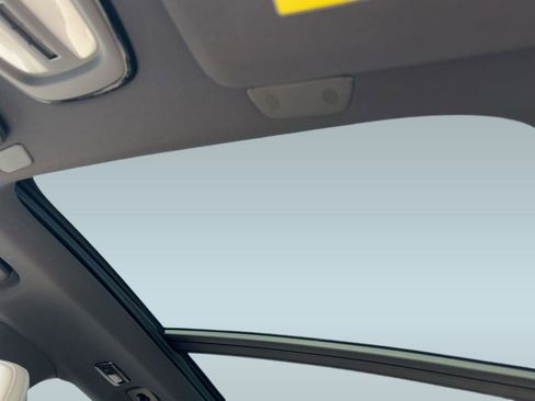 New 2026 Volvo XC90 T8 Ultra w/ Protection Package Premier image 15