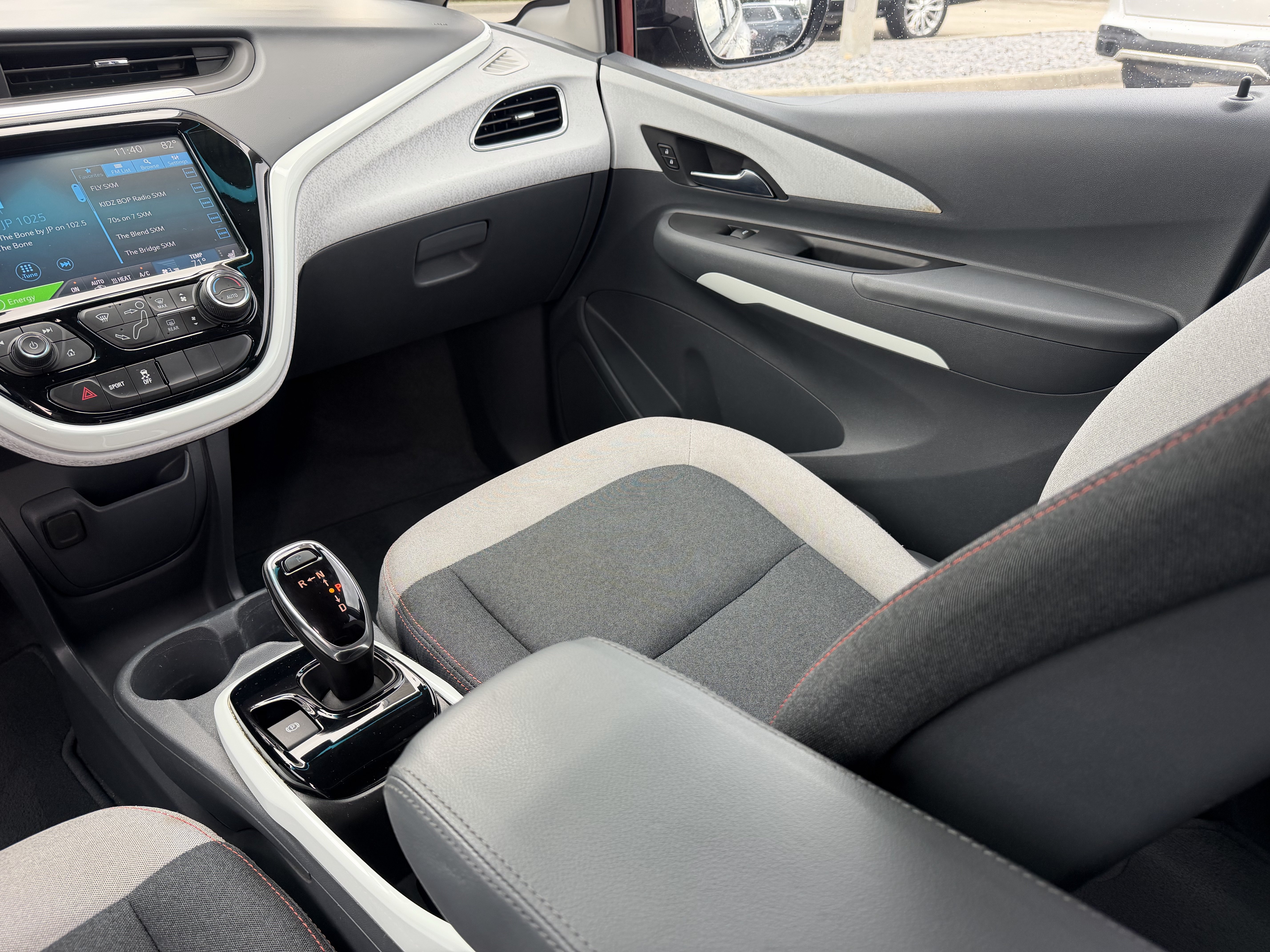 Used 2021 Chevrolet Bolt LT FWD image 15