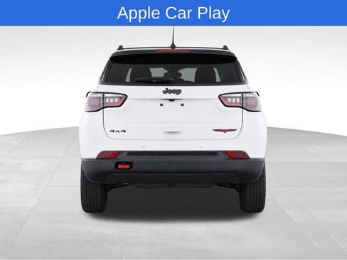 Used 2025 Jeep Compass Trailhawk AWD/4WD image 7