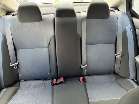 Used 2025 Nissan Versa SV image 36