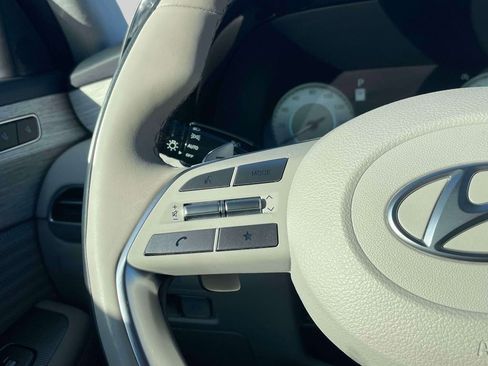 Used 2024 Hyundai Palisade Calligraphy image 23