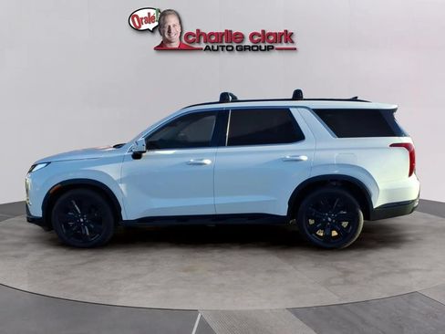 Used 2025 Hyundai Palisade XRT FWD image 2