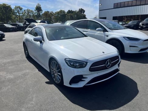 Used 2022 Mercedes-Benz E 450 Coupe image 2