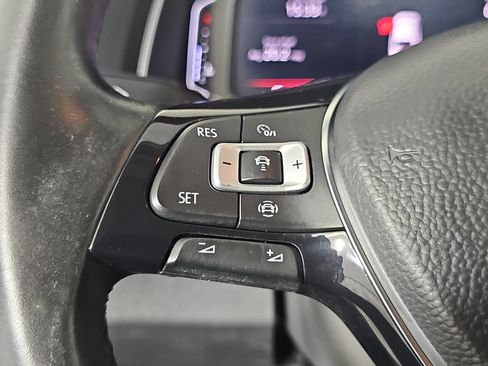 Used 2019 Volkswagen Jetta SEL Premium FWD image 16