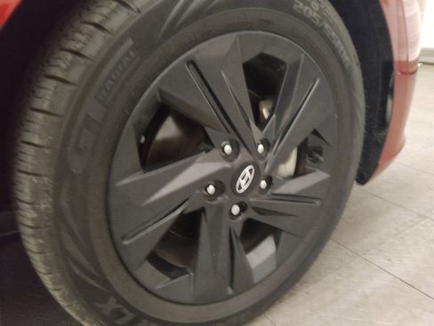 Used 2021 Hyundai Elantra SEL w/ Cargo Package FWD image 31