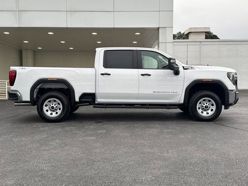 New 2026 GMC Sierra 2500 Pro w/ Convenience Package image 2