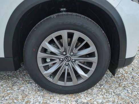 Used 2025 MAZDA CX-90 3.3 Turbo w/ Preferred Package AWD/4WD image 11