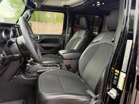 Used 2023 Jeep Wrangler Sport S image 12