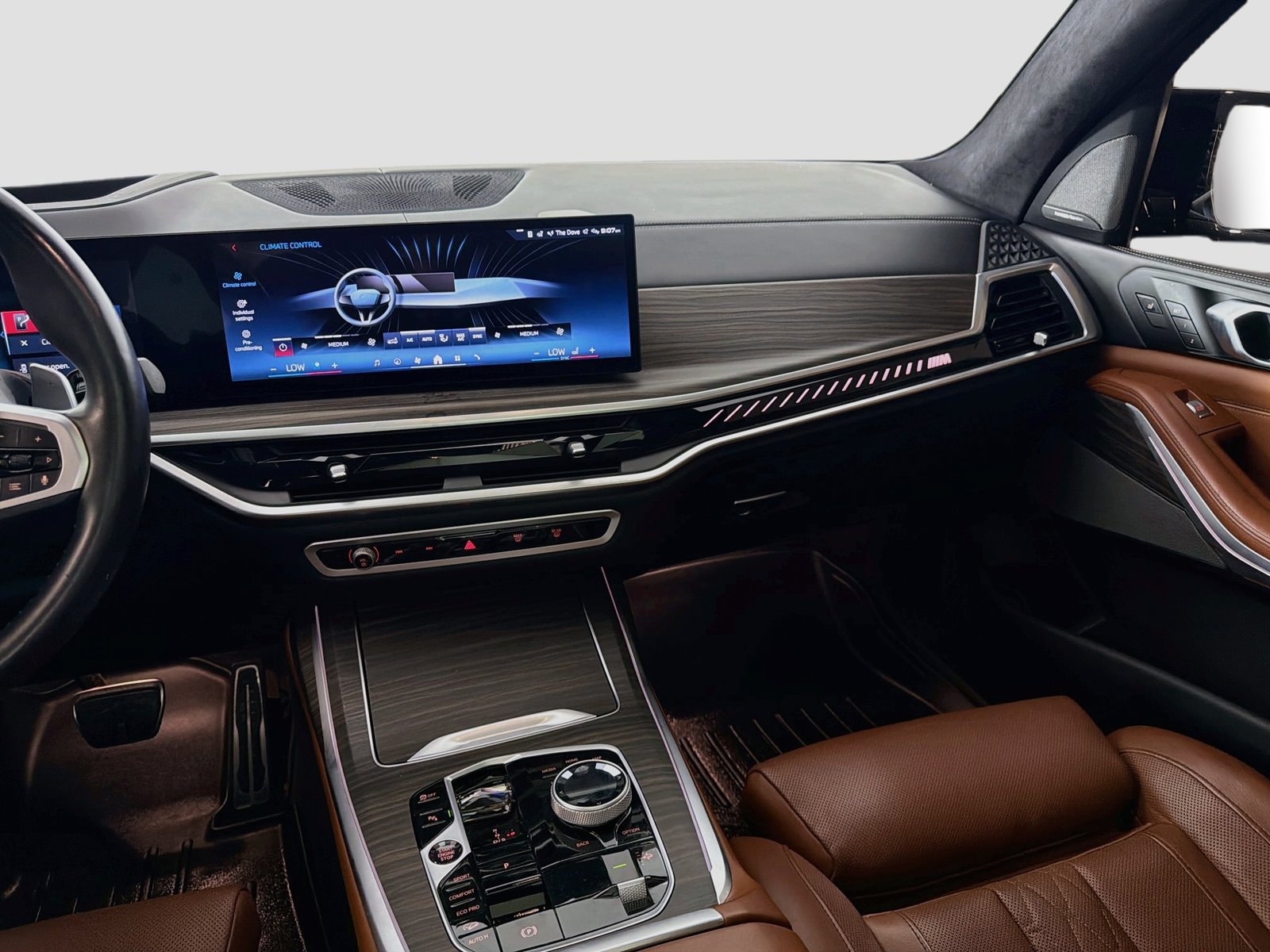 Certified 2024 BMW X7 M60i w/ Executive Package AWD/4WD image 27