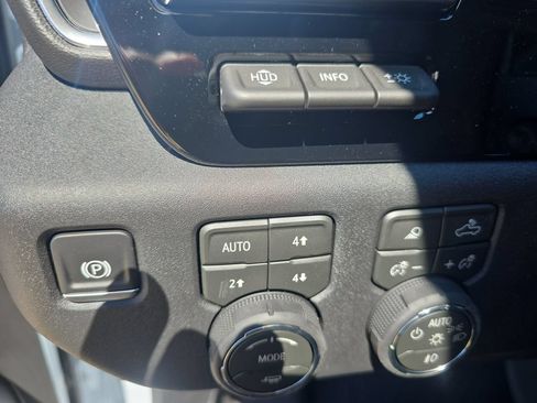 New 2026 Chevrolet Silverado 1500 High Country AWD/4WD image 26