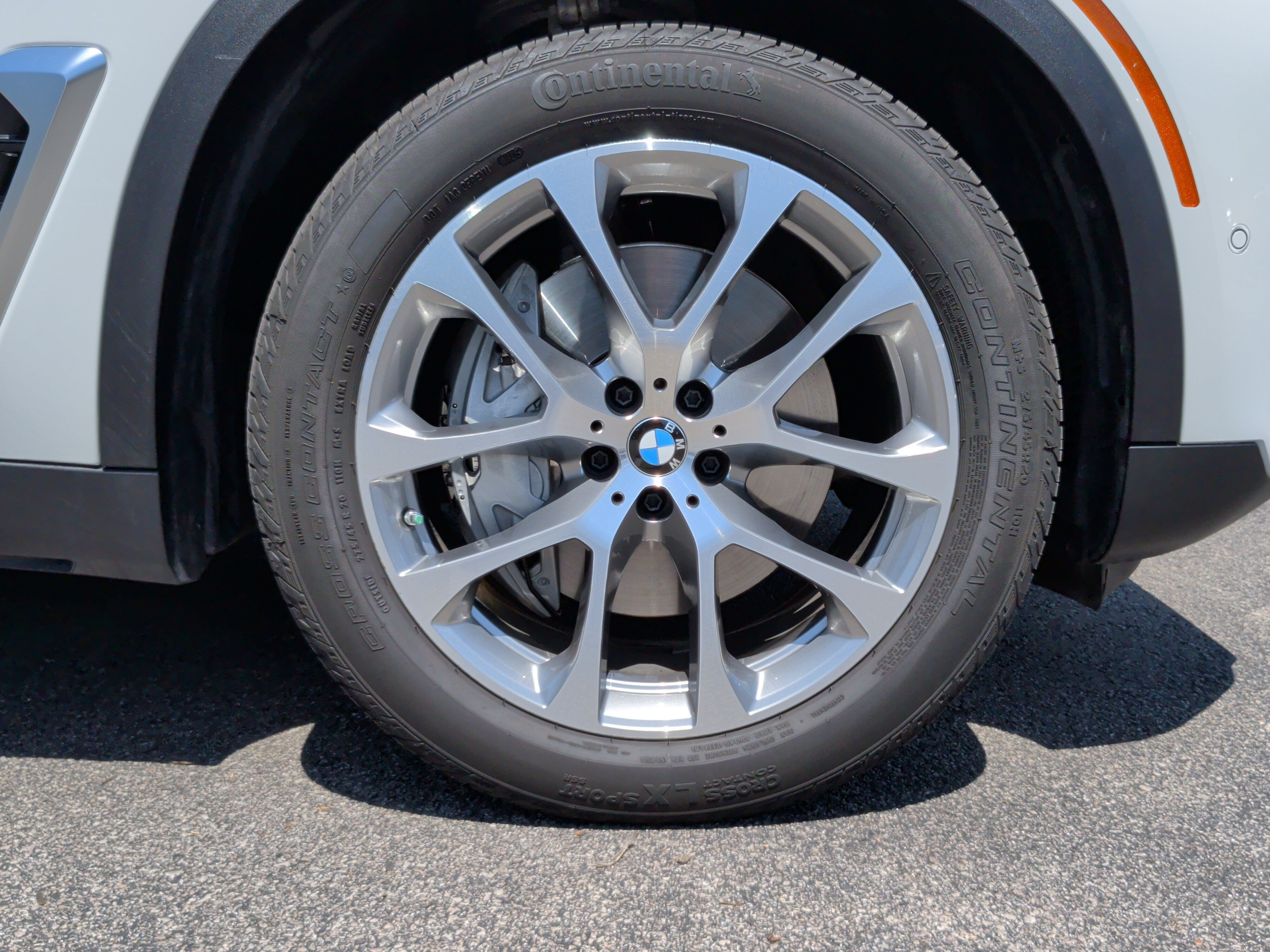 Certified 2026 BMW X5 xDrive50e w/ Executive Package AWD/4WD image 15
