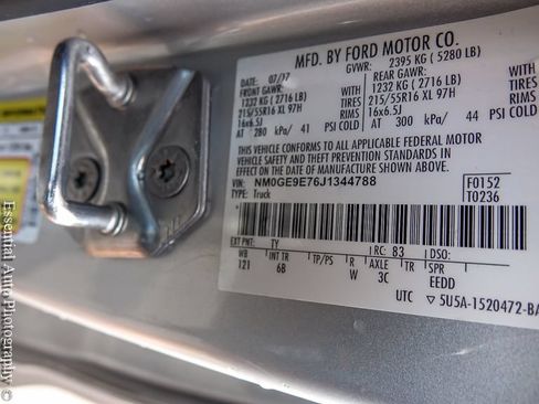 Used 2018 Ford Transit Connect XL FWD image 26