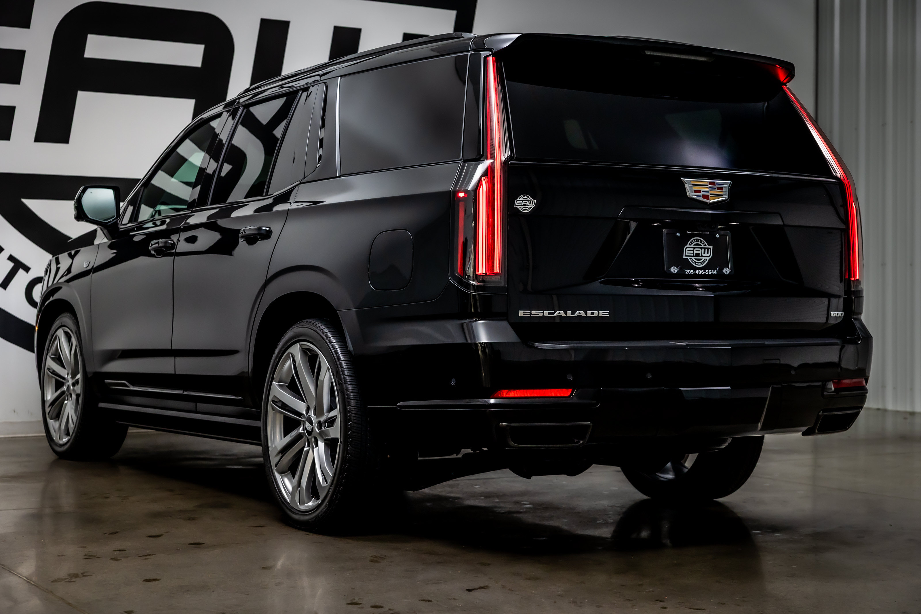 Used 2026 Cadillac Escalade Platinum Sport AWD/4WD image 34