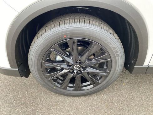 New 2025 MAZDA CX-5 Carbon Edition image 10