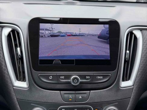 Used 2023 Chevrolet Malibu LT w/ Driver Confidence Package FWD image 17