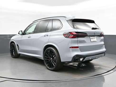 New 2026 BMW X5 xDrive40i w/ M Sport Package image 5