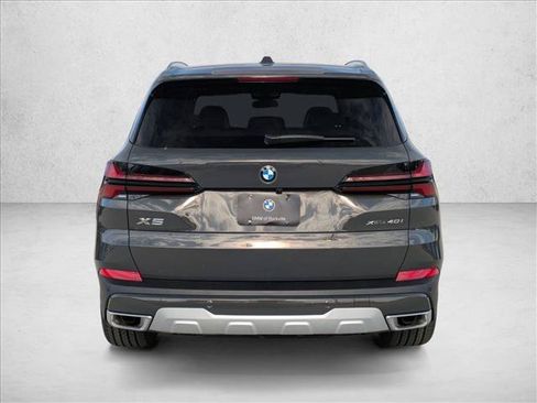 Certified 2026 BMW X5 xDrive40i w/ Climate Comfort Package AWD/4WD image 8