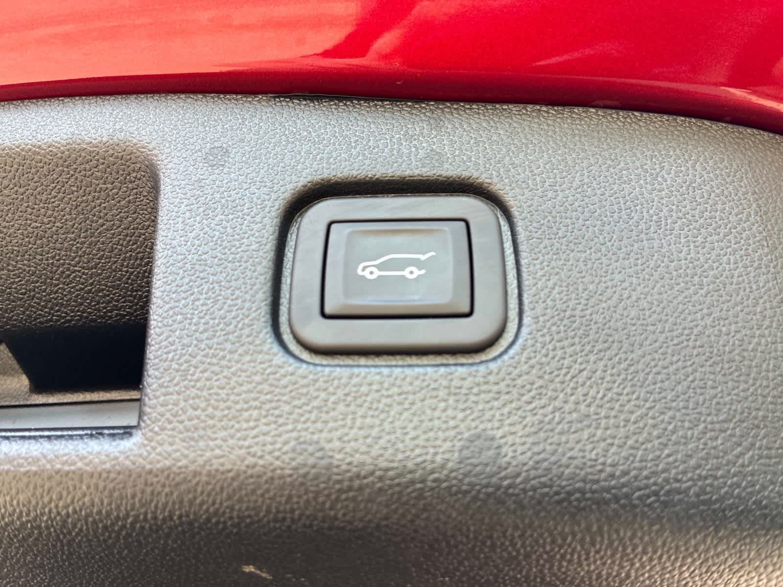 Used 2025 Chevrolet Blazer EV LT AWD/4WD image 22