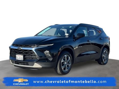 Certified 2024 Chevrolet Blazer LT w/ Convenience Package FWD image 1