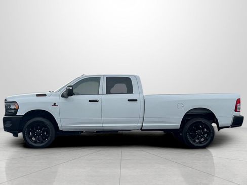 Used 2024 RAM 2500 Tradesman w/ Protection Group image 8