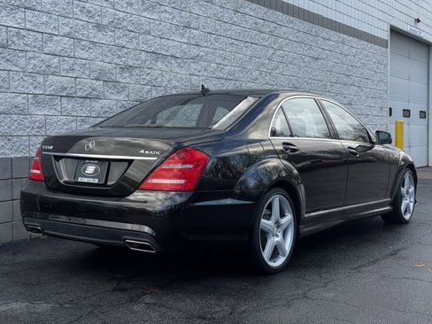 Used 2013 Mercedes-Benz S 550 4MATIC image 3