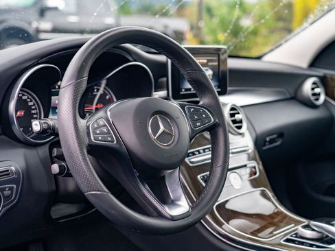 Used 2015 Mercedes-Benz C 300 4MATIC Sedan image 13