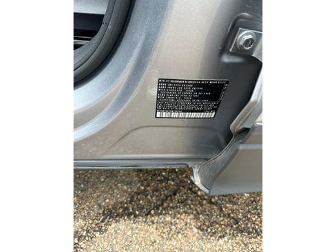 Used 2023 Volkswagen Tiguan SE FWD image 7