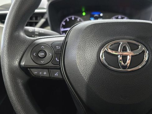 Used 2023 Toyota Corolla LE image 16