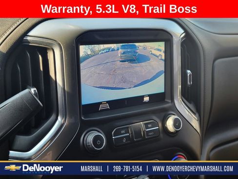 Used 2021 Chevrolet Silverado 1500 LT Trail Boss w/ Bed Protection Package AWD/4WD image 19