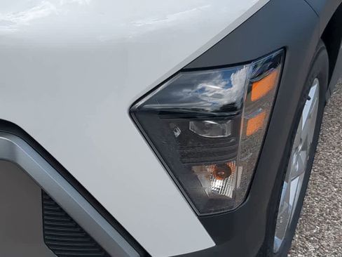 New 2026 Hyundai Kona SE image 11