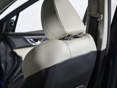 Used 2022 Subaru Ascent Limited w/ Technology Package image 33