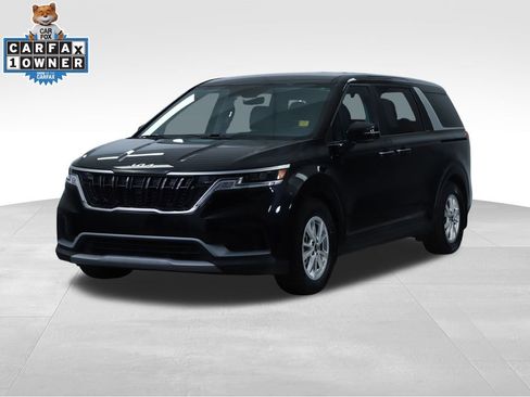 Used 2024 Kia Carnival LX image 8
