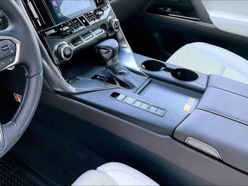Certified 2025 Lexus LX 600 4WD w/ Accessory Package (2T) image 18