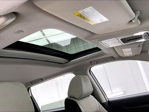 Used 2024 Honda CR-V EX image 13