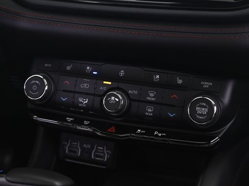 Used 2026 Dodge Durango GT AWD/4WD image 34