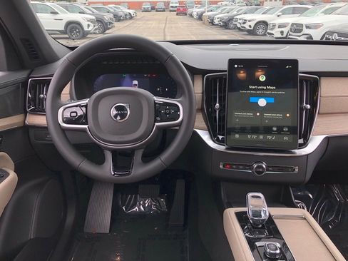 New 2026 Volvo XC90 B5 Plus image 16