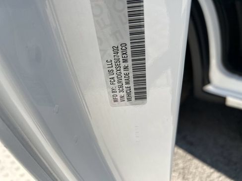 Used 2025 RAM ProMaster 2500 w/ Convenience Group FWD image 13