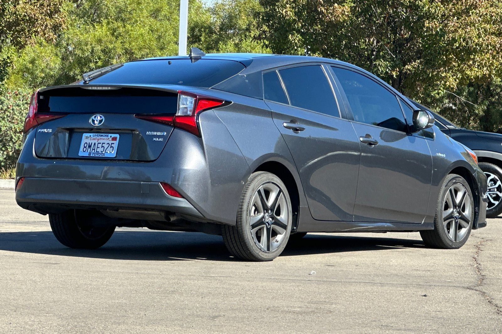 Used 2019 Toyota Prius XLE FWD image 4