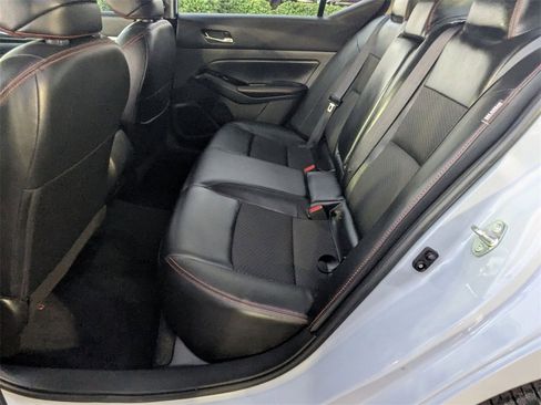 Used 2025 Nissan Altima 2.5 SR image 21