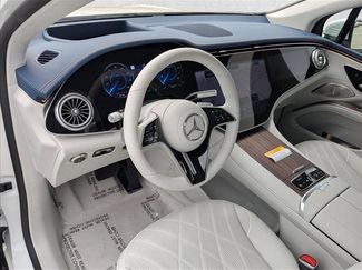 New 2026 Mercedes-Benz EQS 550 4MATIC SUV video 3