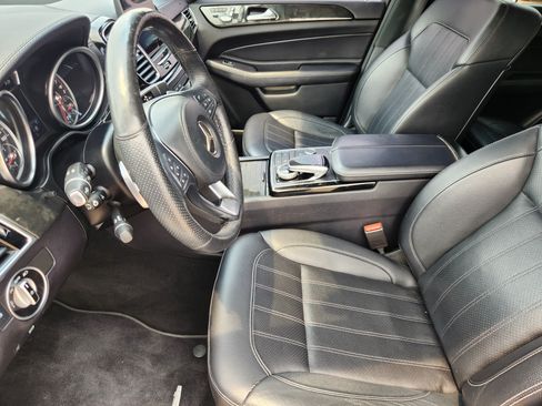 Used 2017 Mercedes-Benz GLS 450 4MATIC image 9