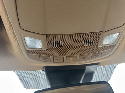 Used 2022 Ford F250 Lariat w/ Lariat Value Package image 22