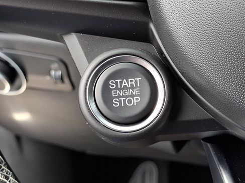 New 2026 Alfa Romeo Tonale AWD/4WD image 16