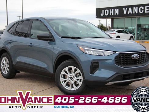 New 2026 Ford Escape Active w/ Tech Pack #1 FWD image 1