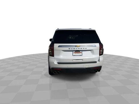 Certified 2023 Chevrolet Suburban High Country AWD/4WD image 7