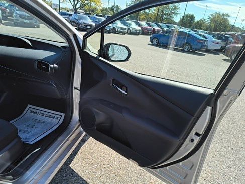 Used 2017 Toyota Prius Prime Plus image 18