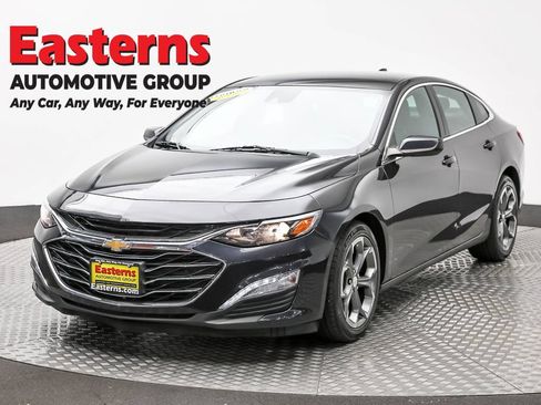 Used 2023 Chevrolet Malibu LT FWD image 1